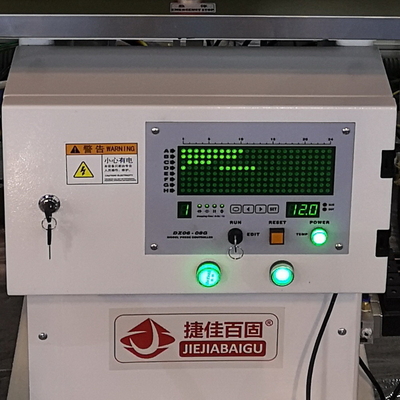 Van het de Dringende Machinetouche screen van het kostuumjasje PLC 050mm verschillend soort stof